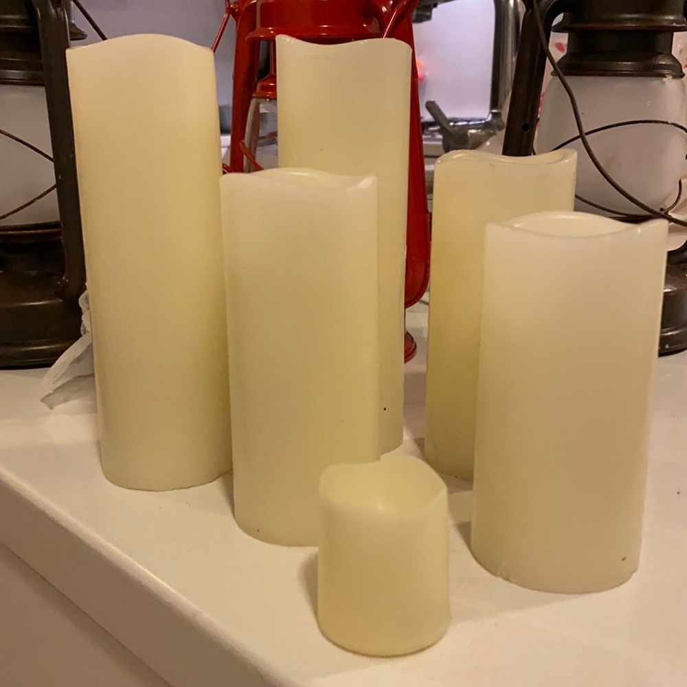 Battery Operated Candles - Picture 2 of 6